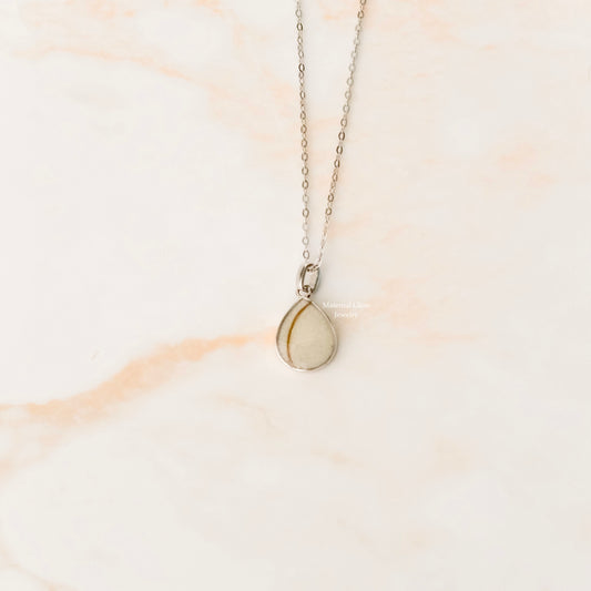Leche Pendant - Maternal Glow Jewelry