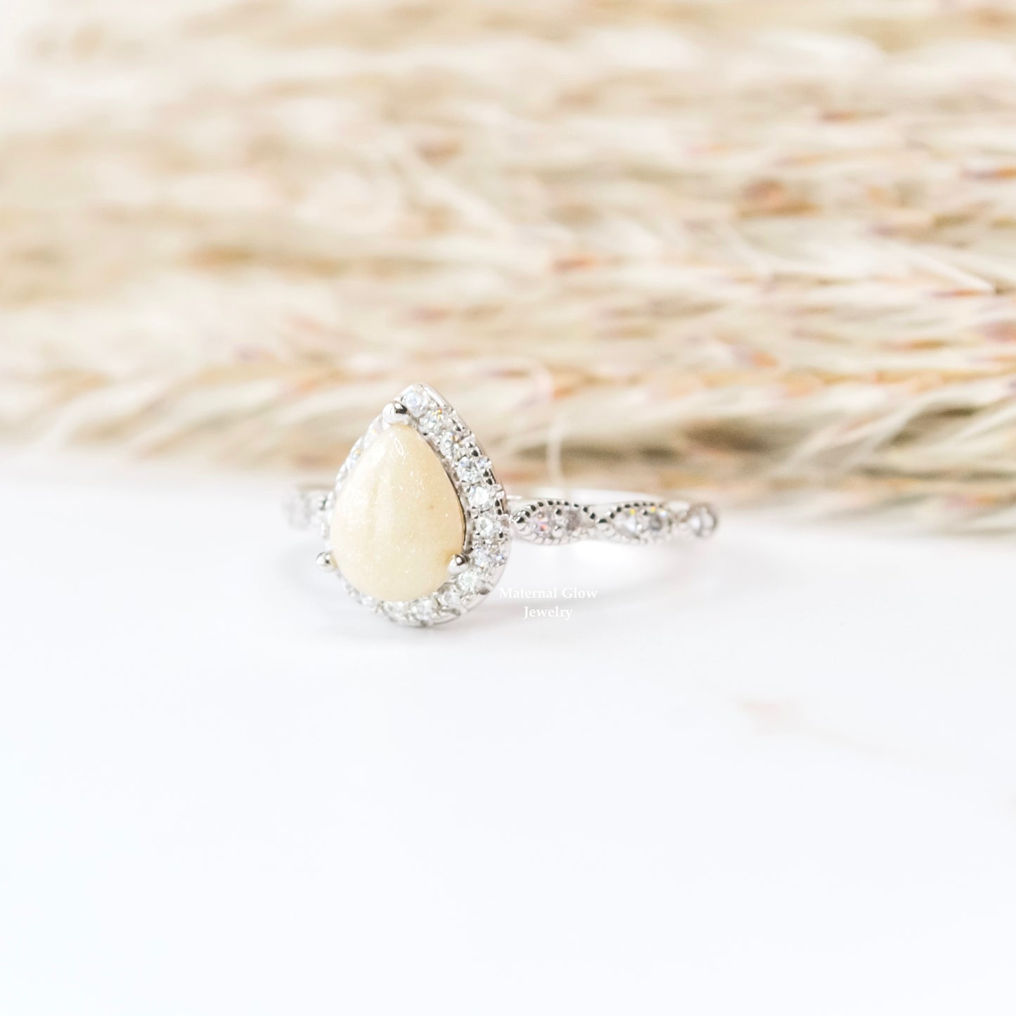Dahlia Ring