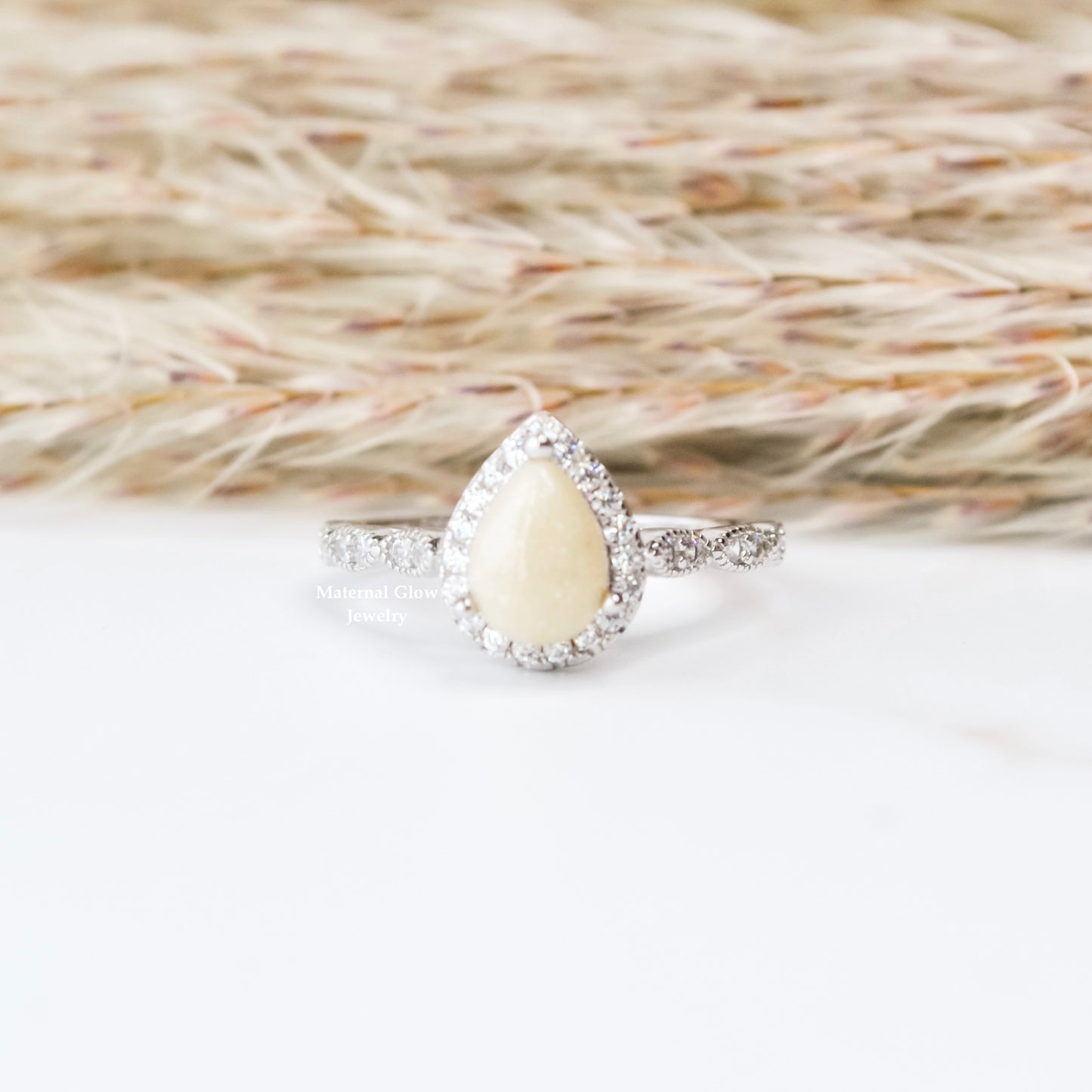 Dahlia Ring