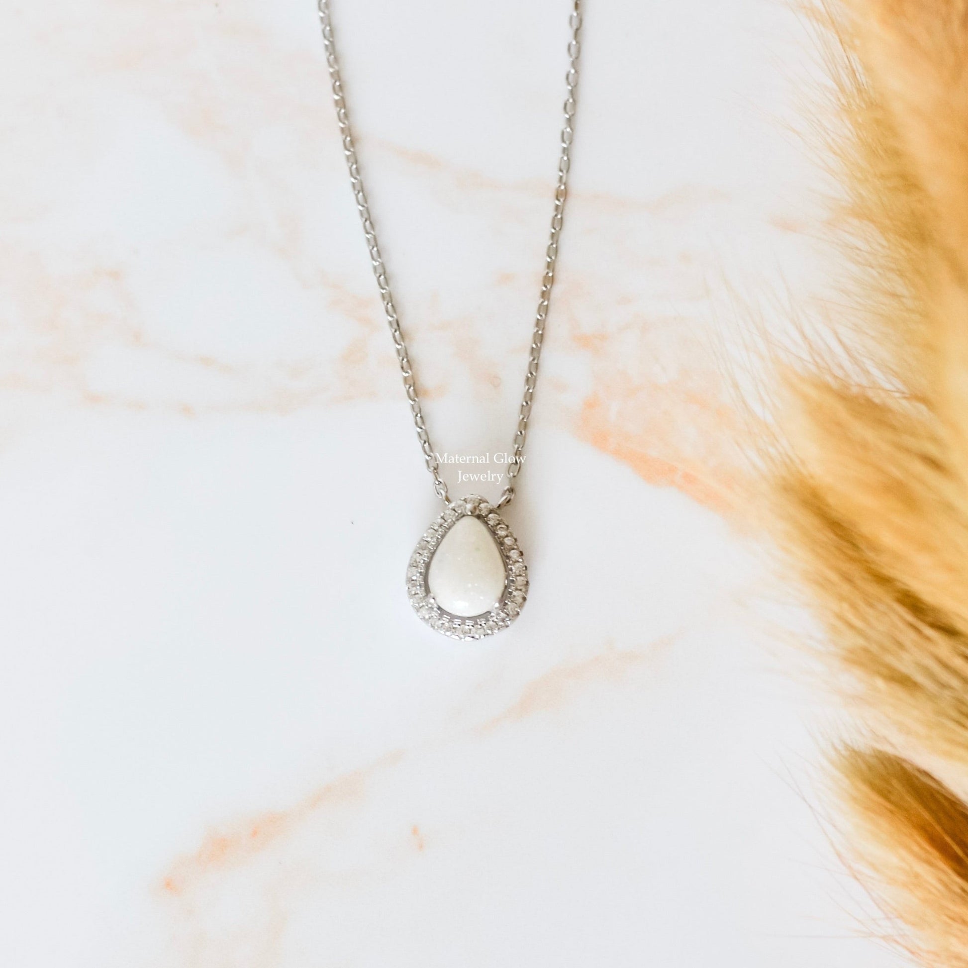 Victoria Necklace - Maternal Glow Jewelry
